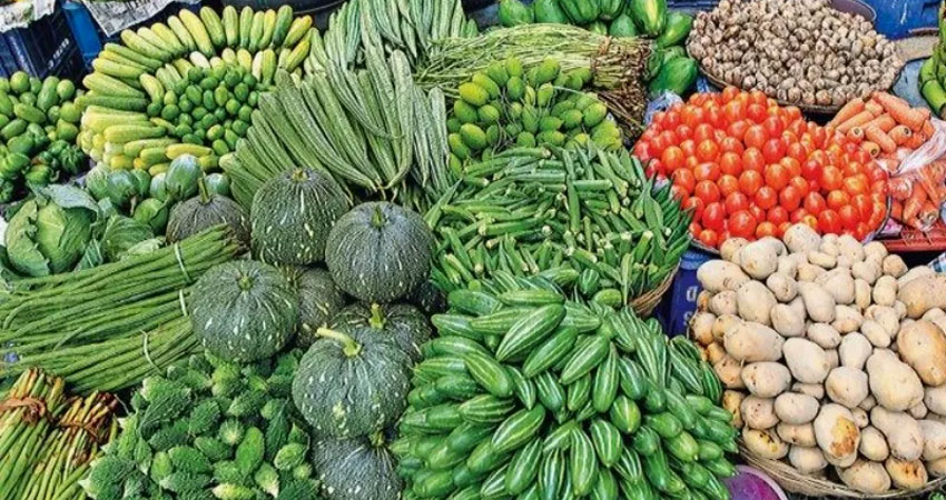 গ্রীষ্মকালীন সবজির বাজার চড়া