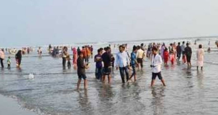 কক্সবাজারে সমুদ্রে গোসল করতে নেমে এক পর্যটকের মৃত্যু