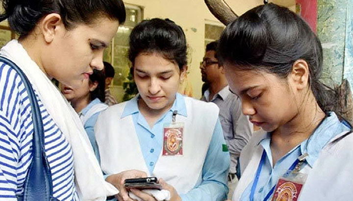 জিপিএ-৫ পেয়েও প্রথমবার কলেজ পাননি পৌনে ৬ হাজার শিক্ষার্থী