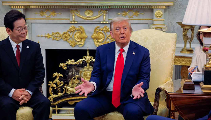  ট্রাম্পের হুঁশিয়ারি, এবার চীনের ওপর ২০০ শতাংশ শুল্ক আরোপ