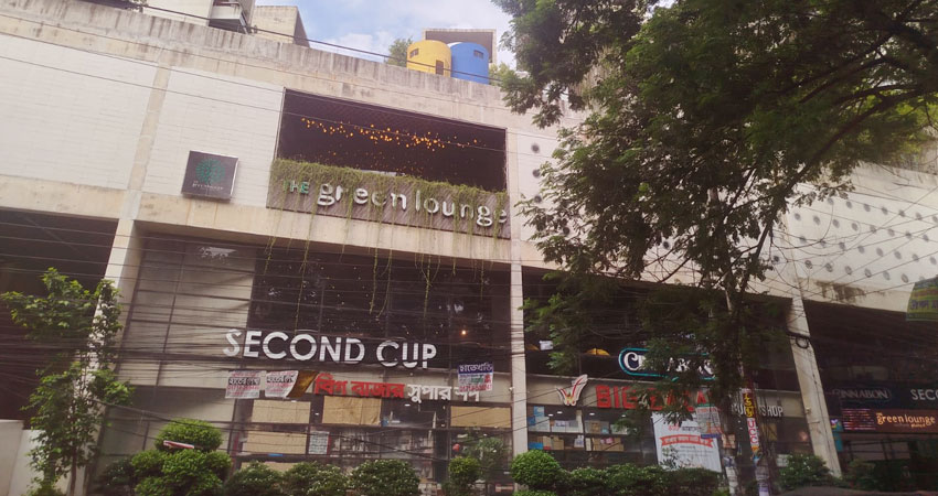 রূপায়ণ স্বপ্ন নিলয়ের অবৈধ বাণিজ্যে অগ্নিনিরাপত্তার ঝুঁকি