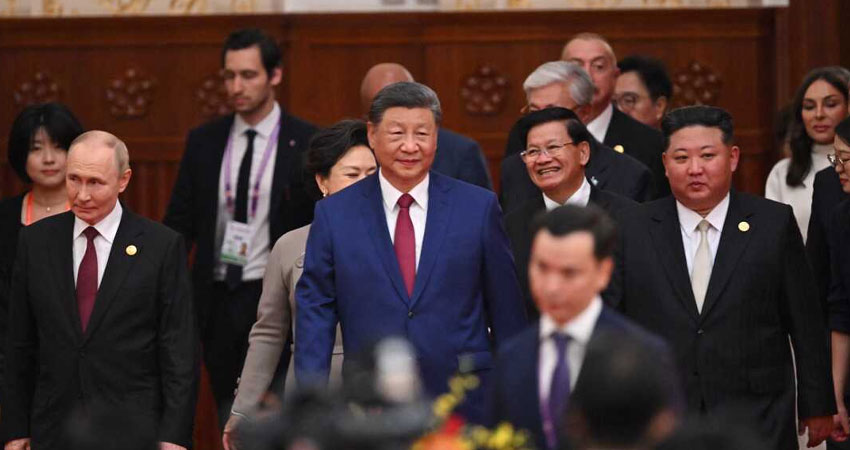 নতুন বিশ্বব্যবস্থার ডাক দিলেন শি জিনপিং, পাশে থাকার আশ্বাস পুতিনের