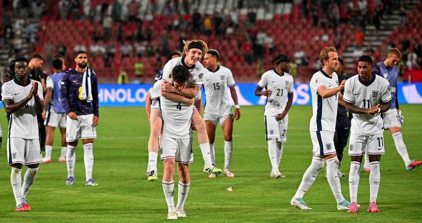 সার্বিয়ার জালে ইংল্যান্ডের গোলবন্যা সার্বিয়ার জালে ইংল্যান্ডের গোলবন্যা