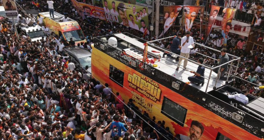 থালাপতি বিজয়ের সমাবেশে পদদলিত হয়ে নিহত ৩১ 