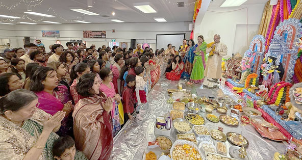 কানাডায় বাঙালি সংস্কৃতিকে তুলে ধরে চলছে শারদীয় দুর্গোৎসব
