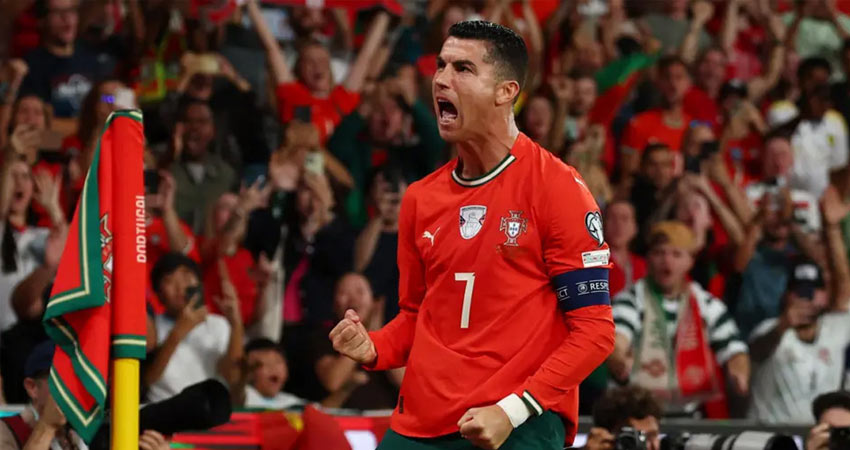 রোনালদোর রেকর্ডের ম্যাচে অপেক্ষা বাড়ল পর্তুগালের