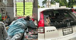 নালিতাবাড়ীতে চেয়ারম্যান প্রার্থীর ওপর হামলার অভিযোগ, গাড়ি ভাঙচুর
