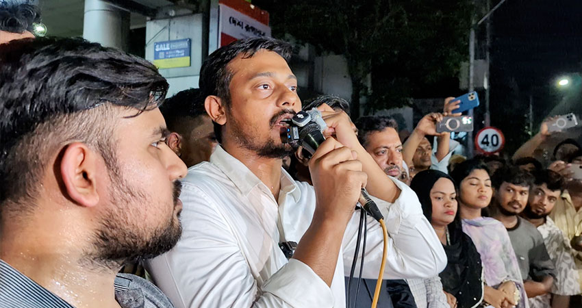 নাসীরুদ্দীন পাটওয়ারীর হুঁশিয়ারি, দাবি মানলেই ফুটবে না ককটেল  